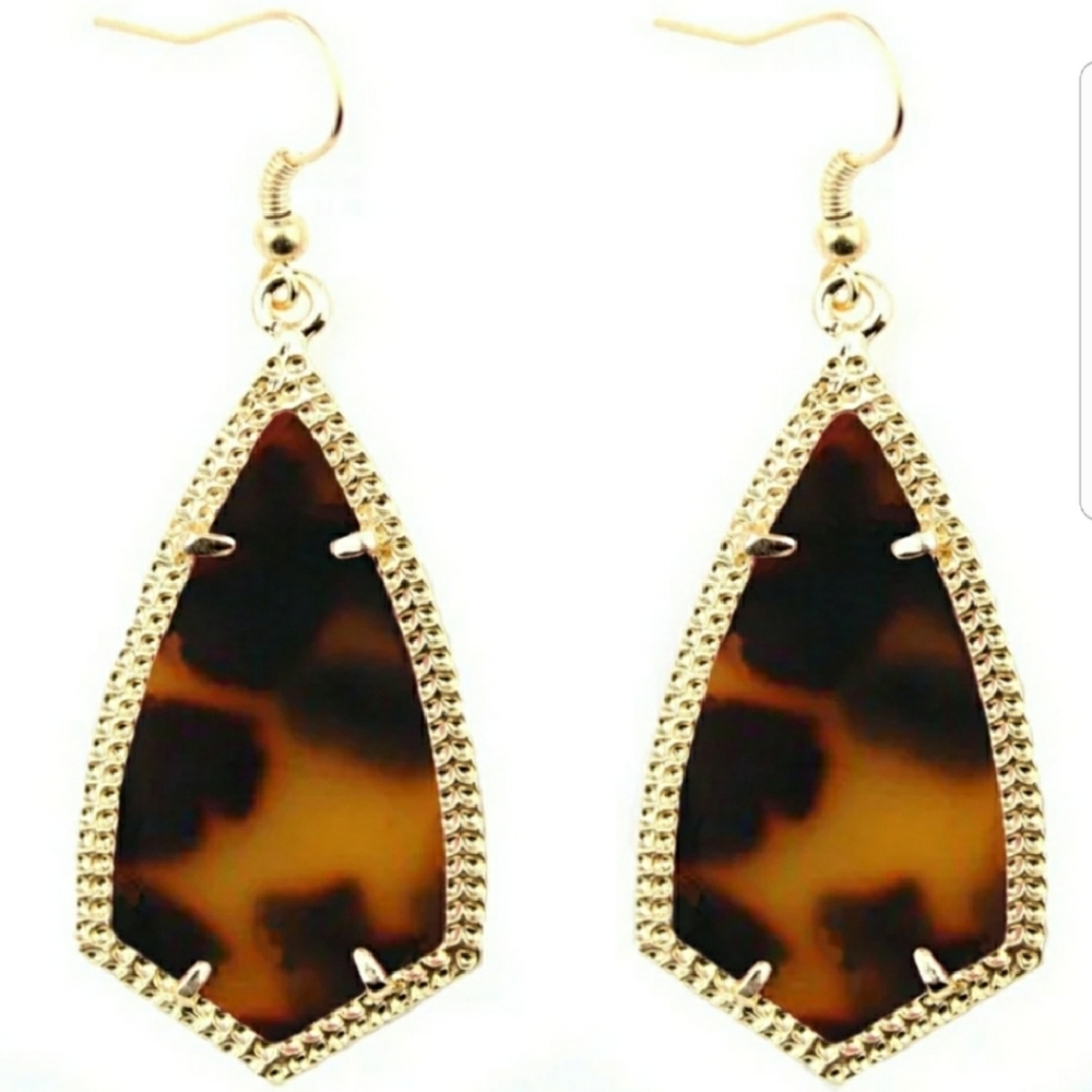 LEOPARD TEAR DROP EARRINGS